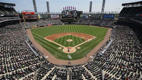 chicago white sox home stadium is
